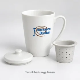 Foça Süzgeçli Porselen Çay Kupası: Promosyon Bardak logosunun daha küçük farklı dış yerleşimde temsili baskı uygulaması