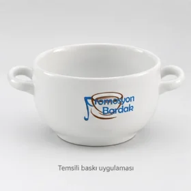 Ilgaz Kulplu Çorba Kasesi: Promosyon Bardak logosunun daha küçük farklı dış yerleşimde temsili baskı uygulaması