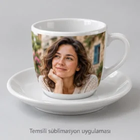 Mardin Süblimasyon Tabaklı Espresso Fincanı – kurgusal yetişkin portresi ile temsili süblimasyon uygulaması