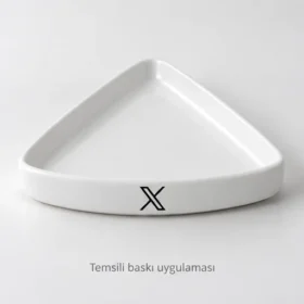 Ortahisar üçgen tatlı tabağı konsepti, X logolu temsili baskı örneği; müşteri çalışması değildir