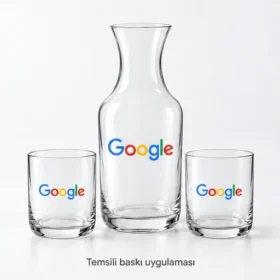 Google logosunun Tarabya cam karaf ve bardakları üzerinde temsili baskı uygulaması; gerçek müşteri işi veya marka onayı değildir
