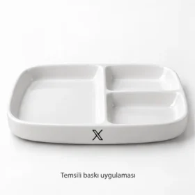 Ürgüp Bölmeli Kahvaltı Tabağı dış duvarında X logosuyla temsili baskı uygulaması; gerçek müşteri işi veya marka onayı değildir