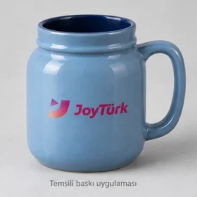 Vezirköprü Kavanoz Formlu Seramik Kupa: JoyTürk logosunun dış yüzeyde temsili baskı uygulaması; üretilmiş numune veya gerçek müşteri siparişi fotoğrafı değildir.